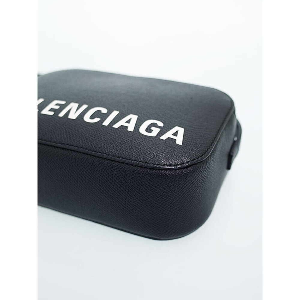 Balenciaga Ville Camera Bag XS Shoulder - Picture 7 of 9